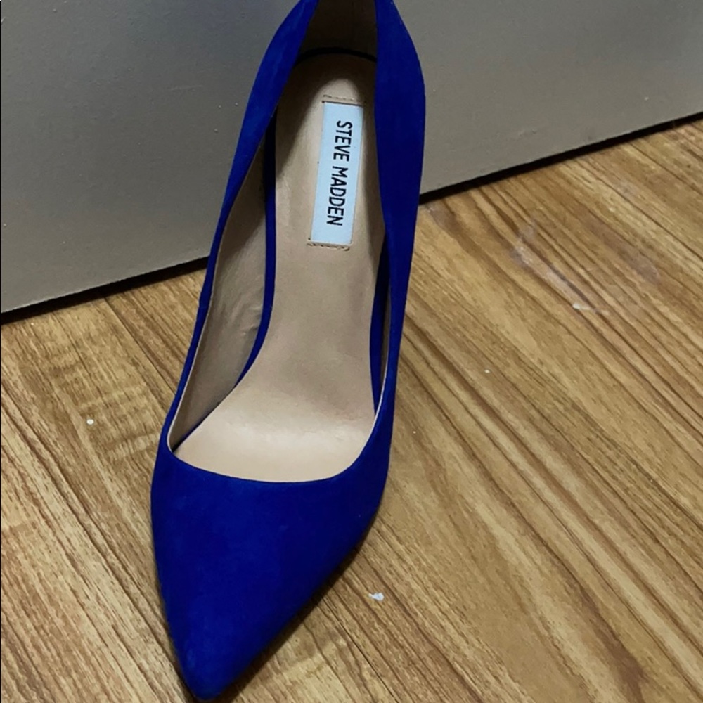 Royal heels